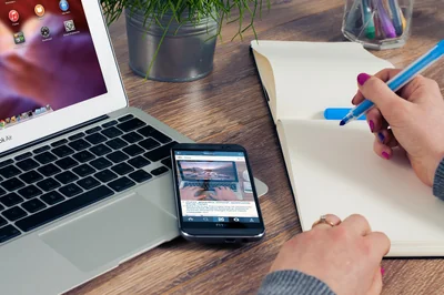Comment joindre le service employeur de Pôle emploi par téléphone en 2026 ?
